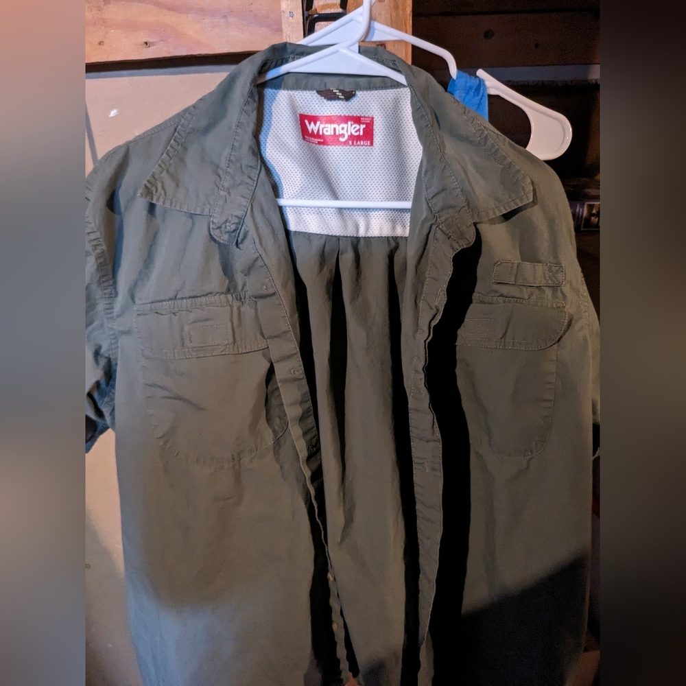Button Down Wrangler Green XL